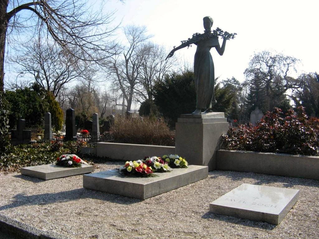Miesto posledného odpočinku velikána národa na cintoríne v Modre. (Foto: archív)