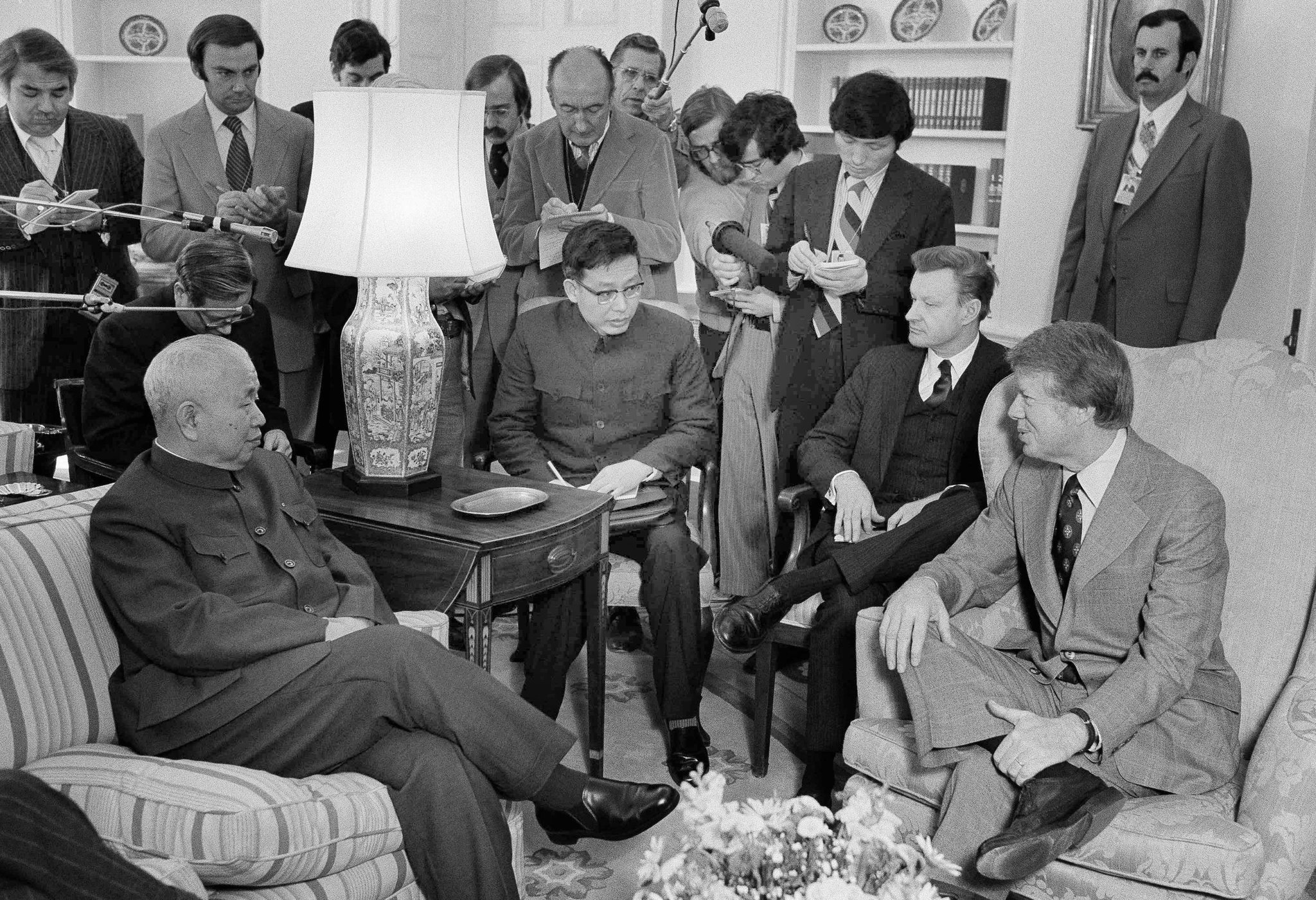 Brzezinski stál po boku prezidenta Cartera ako jeho poradca. (Foto: archív)